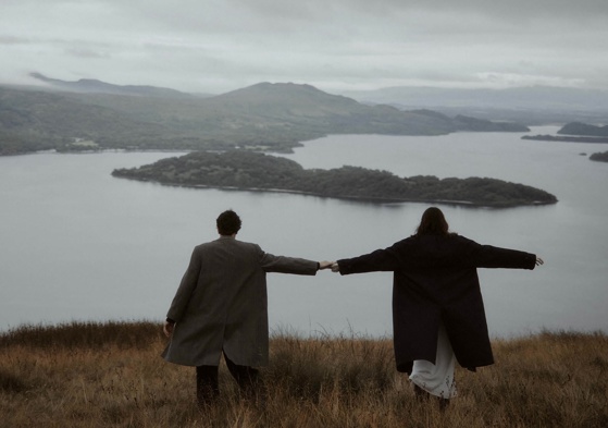 Modern editorial, creative storytelling, artistic, intimate, fun, imperfect, chic, candid, unobtrusive, modern documentary, cinematic, natural light